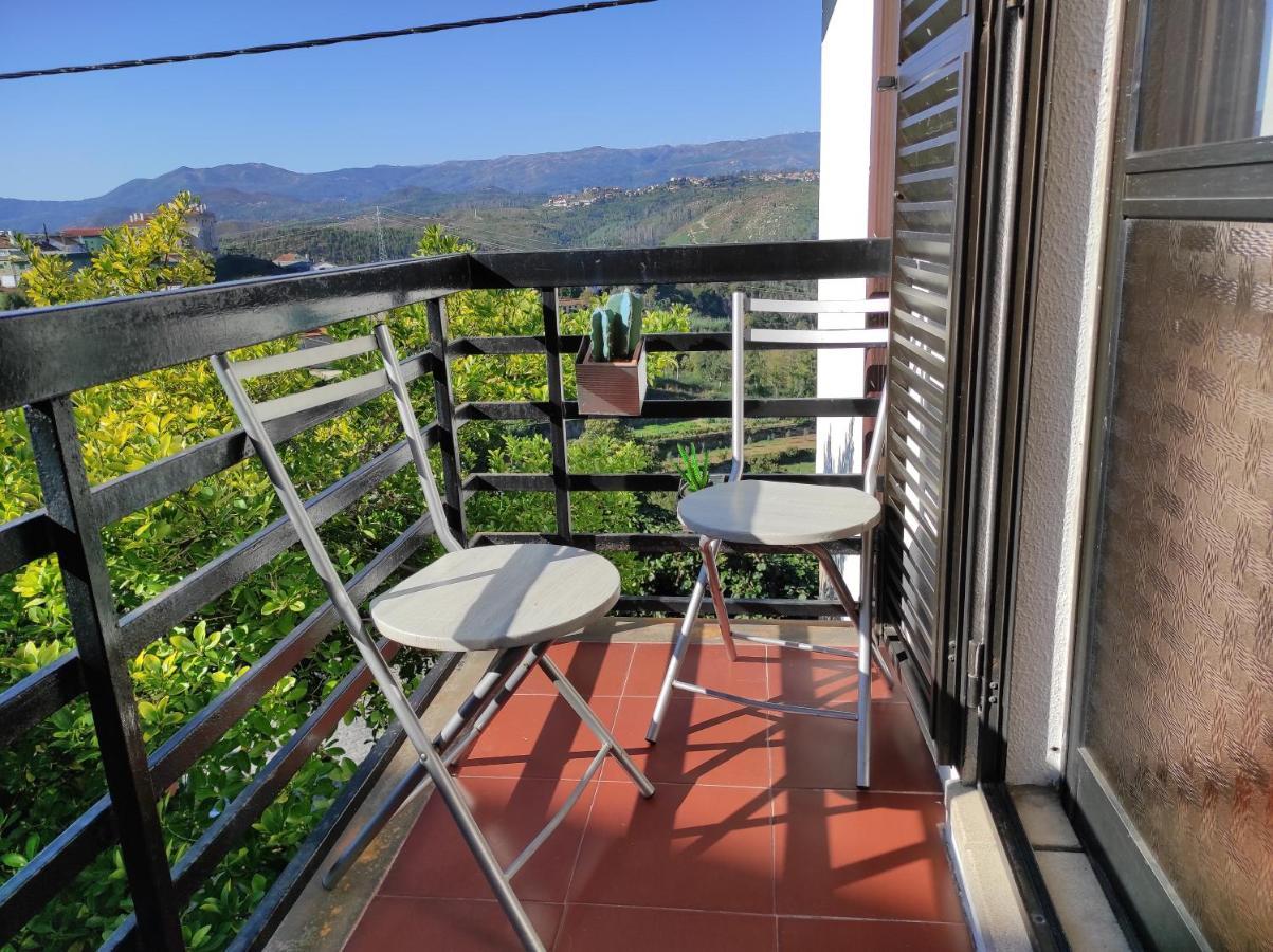 Apartamentos Cimo De Vila 瓦泽拉 外观 照片