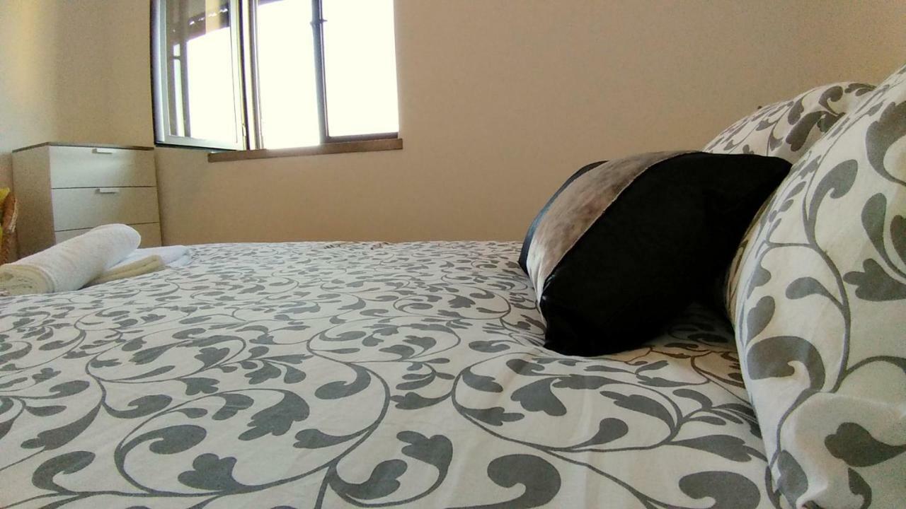 Apartamentos Cimo De Vila 瓦泽拉 外观 照片
